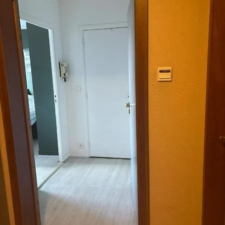 Flat Cost Near The Eiffel Tower * Paris